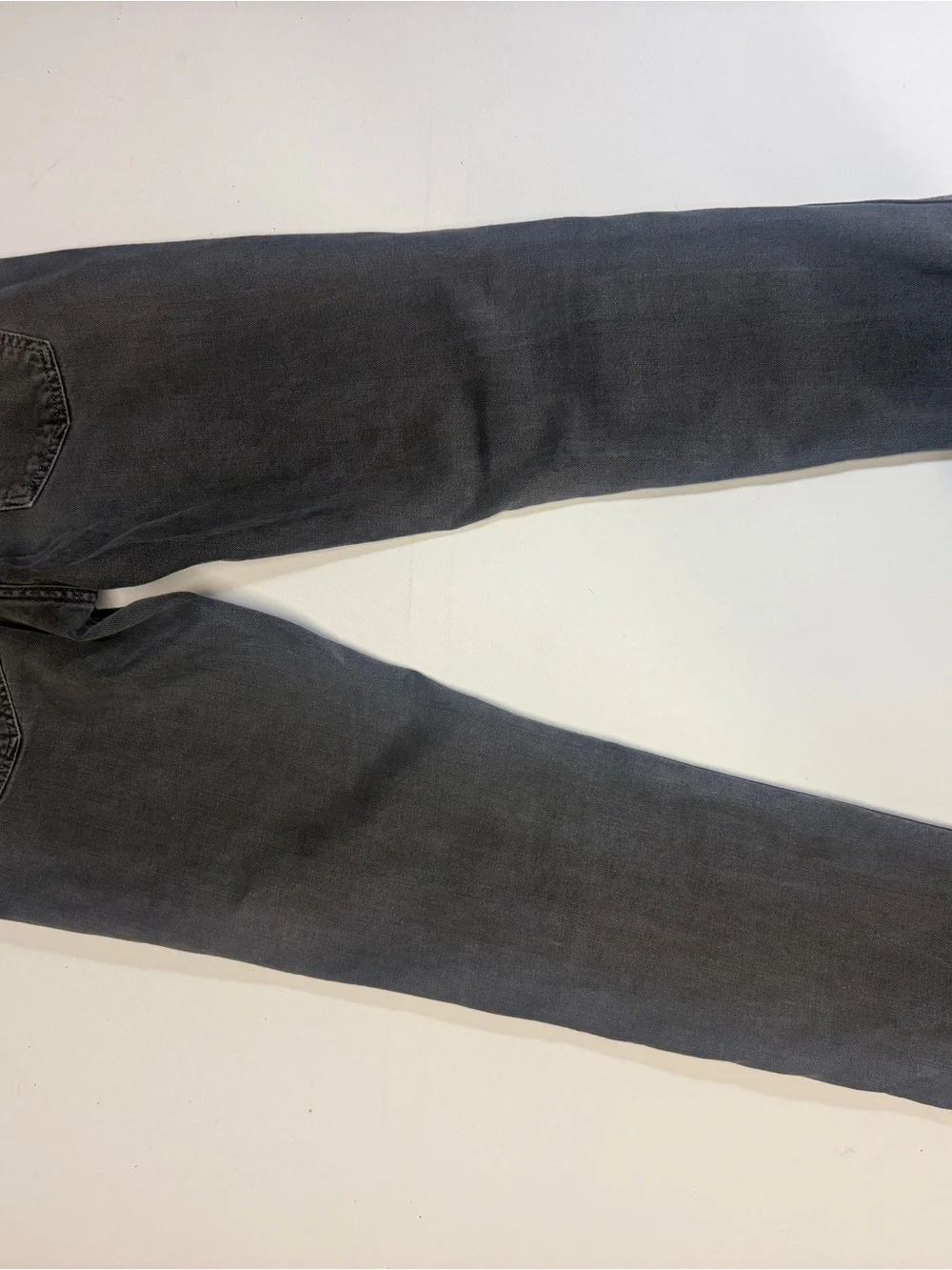 Levi's Slim Straight Jeans in Charcoal Black Orange tab